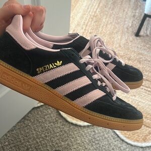 Adidas Spezial sneakers